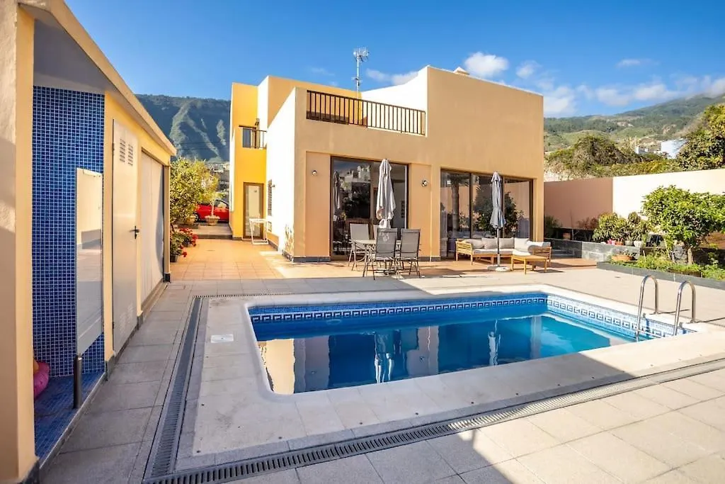 Villa De La Huerta Con Piscina Privada Y Barbacoa Guimar