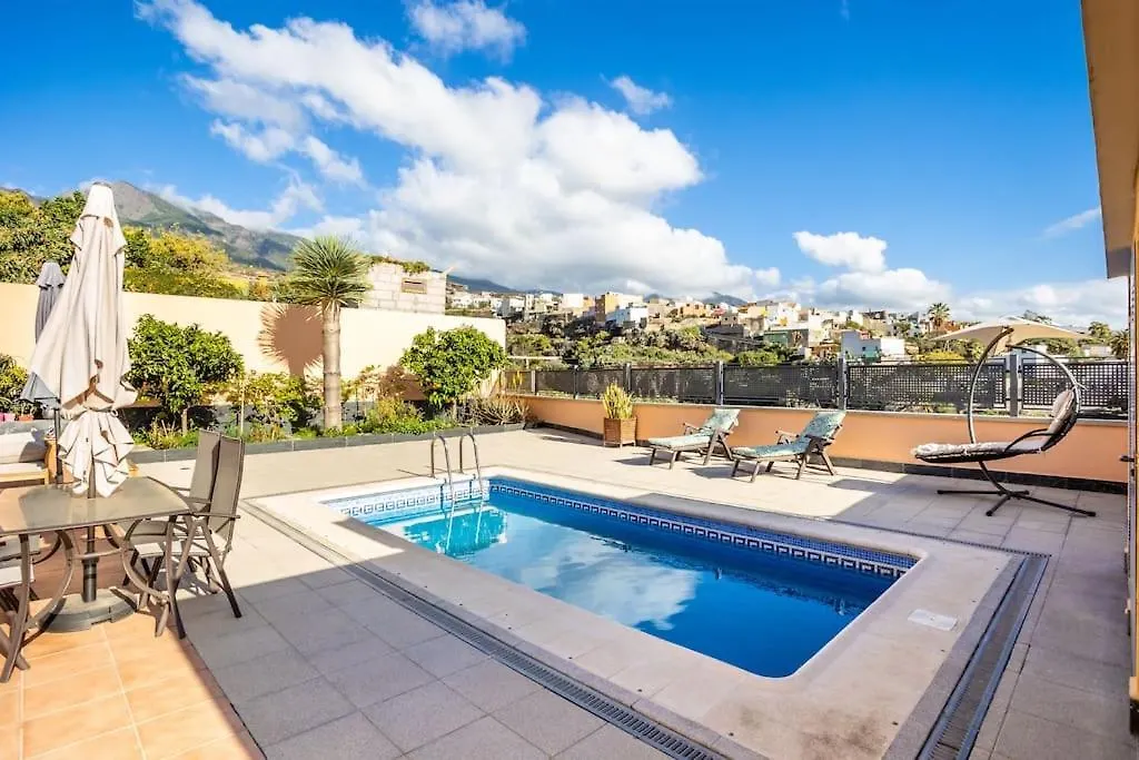 Villa De La Huerta Con Piscina Privada Y Barbacoa Guimar